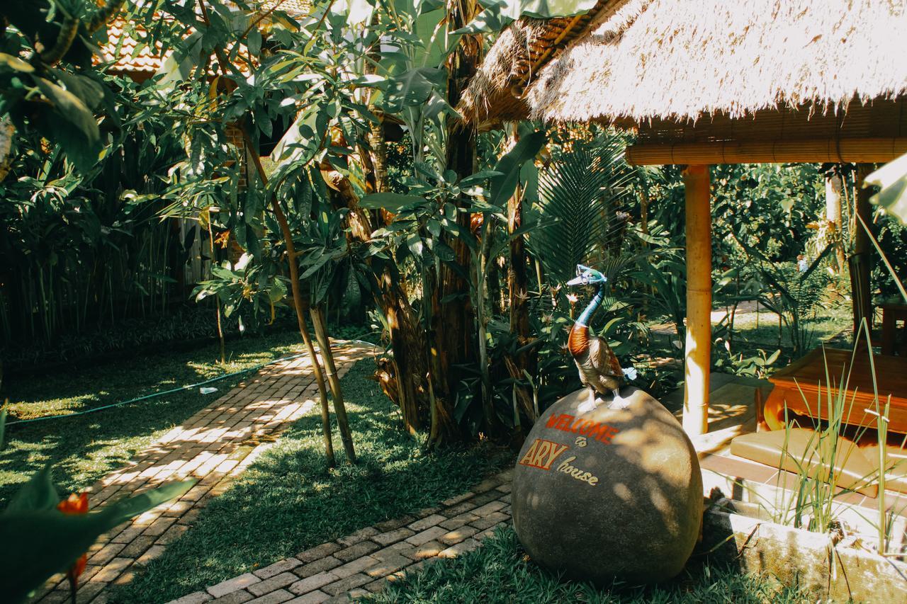 Ary House Ubud ภายนอก รูปภาพ